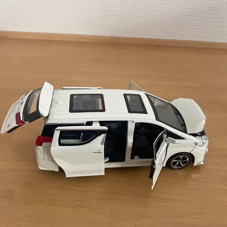 Amazon.co.jp: 1 32 トヨタ アルファード ミニカー 白 : おもちゃ